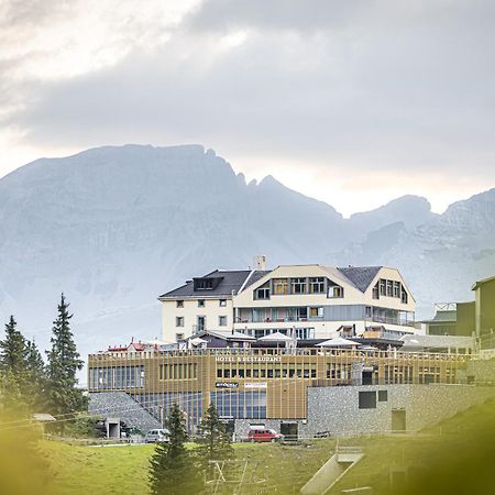 Berghotel Truebsee - Accessible Only By Cable Car Энгельберг Экстерьер фото
