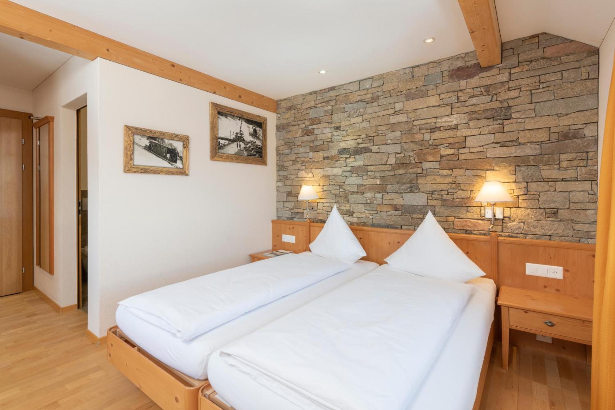 Berghotel Truebsee - Accessible Only By Cable Car Энгельберг Экстерьер фото