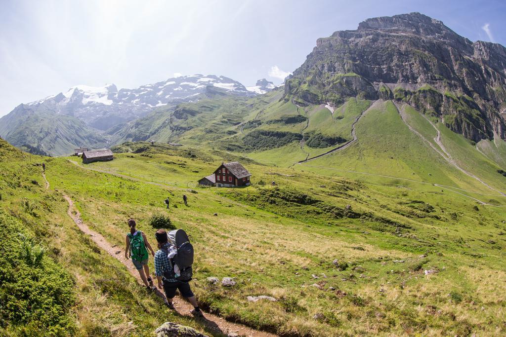 Berghotel Truebsee - Accessible Only By Cable Car Энгельберг Экстерьер фото