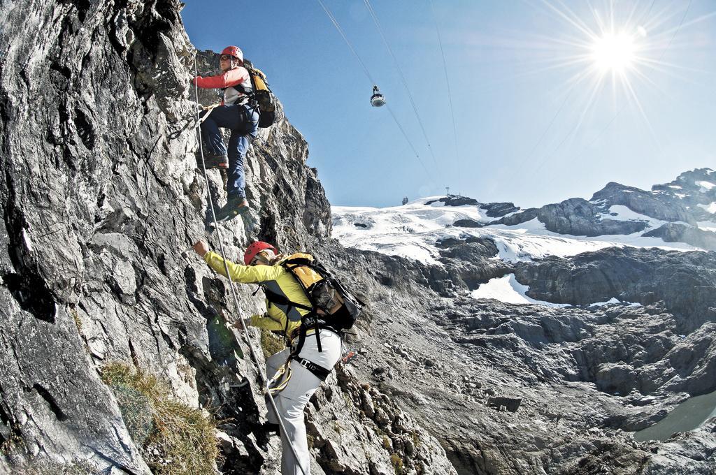 Berghotel Truebsee - Accessible Only By Cable Car Энгельберг Экстерьер фото