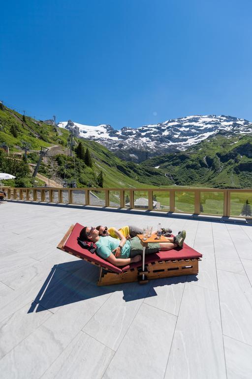 Berghotel Truebsee - Accessible Only By Cable Car Энгельберг Экстерьер фото