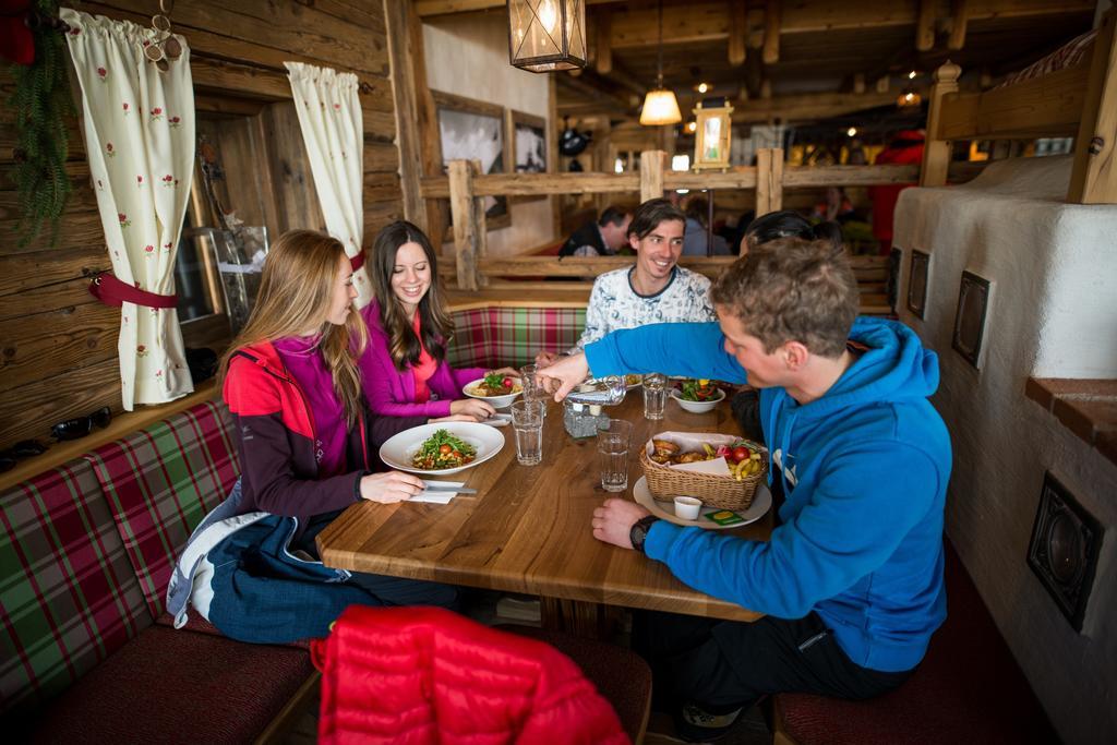 Berghotel Truebsee - Accessible Only By Cable Car Энгельберг Экстерьер фото